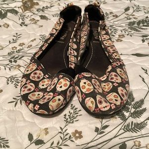 Mad pole sugar skull flats!